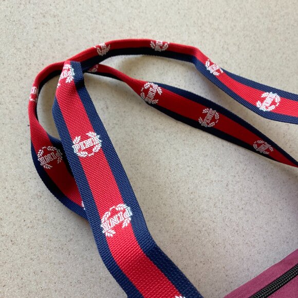 Victoria's Secret PINK Burgundy Logo Duffle Weekender Bag. NWT - Picture 10 of 16